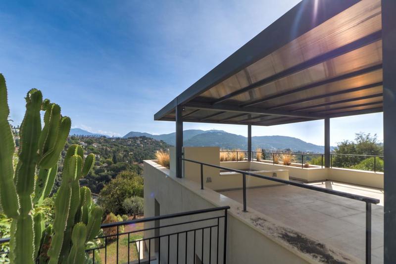 Maison - 180 m² - 5 pièces