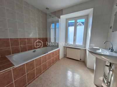 Maison de village - 86 m² - 4 pièces