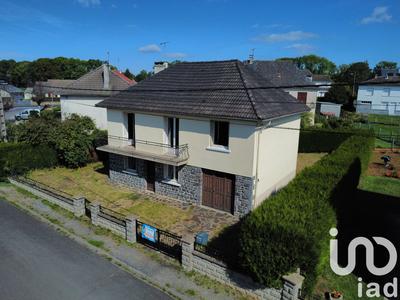 Maison - 107 m² - 5 pièces