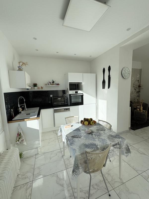 Maison - 137 m² - 5 pièces