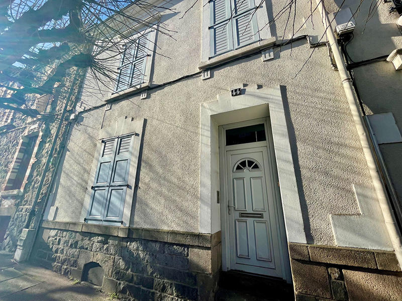 Maison - 111 m² - 5 pièces