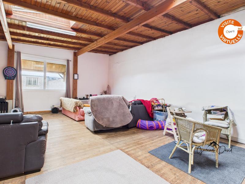 Maison - 148 m² - 8 pièces