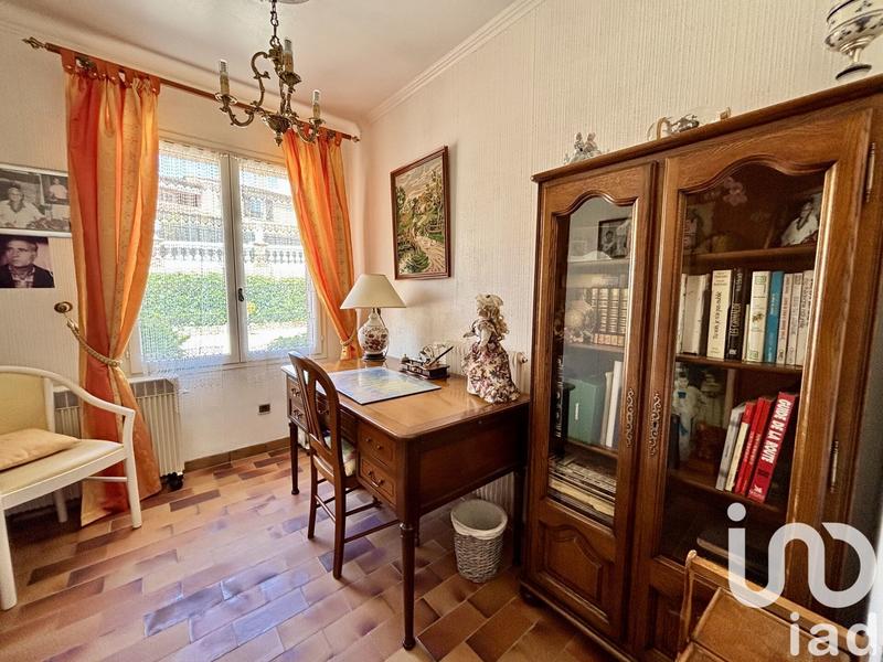 Maison - 203 m² - 8 pièces