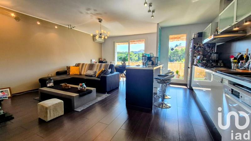 Appartement - 60 m² - 3 pièces