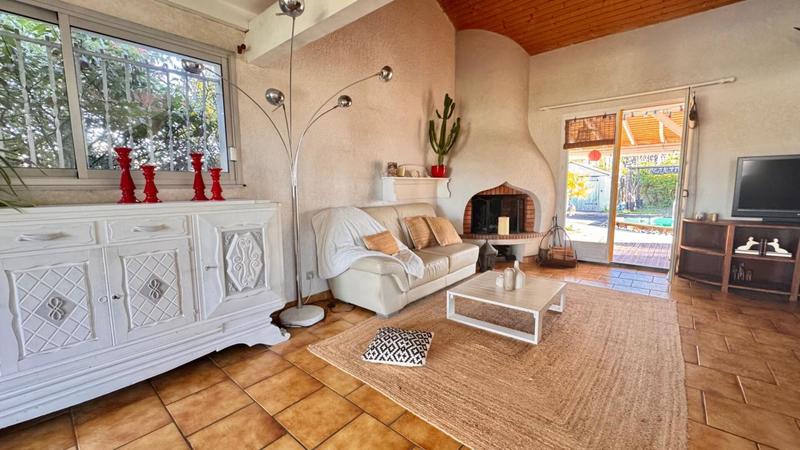 Maison - 104 m² - 4 pièces