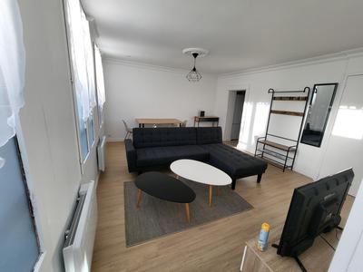 Appartement - 88 m² - 5 pièces