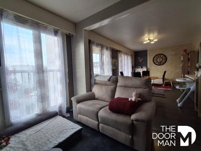 Appartement - 79 m² - 3 pièces