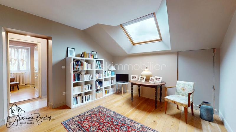 Maison ancienne - 246 m² - 8 pièces