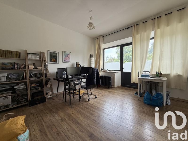 Maison - 197 m² - 8 pièces