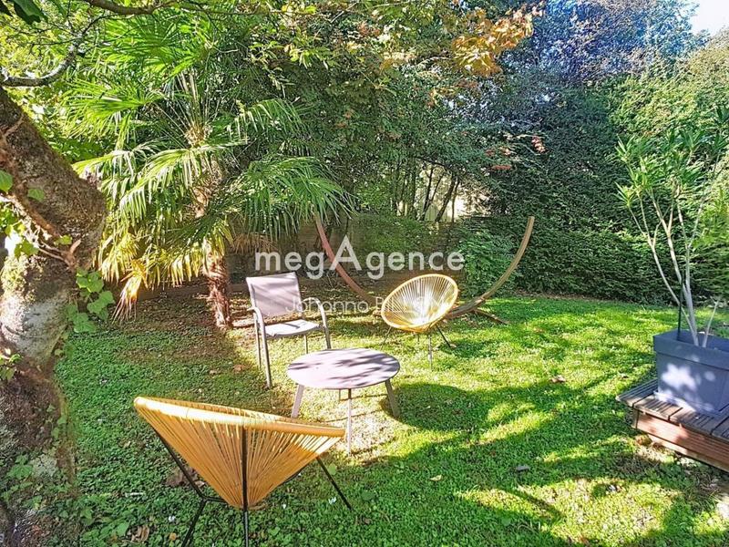 Maison traditionnelle - 158 m² - 6 pièces