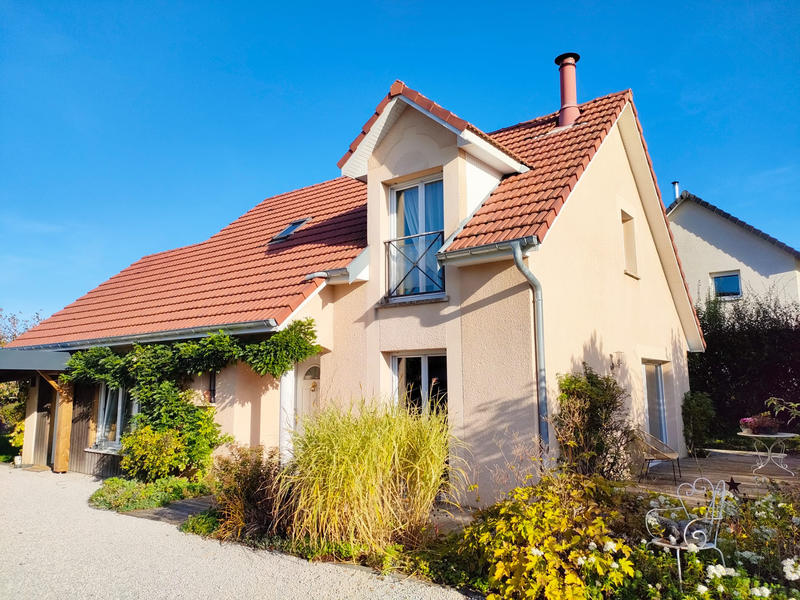 Maison - 128 m² - 7 pièces