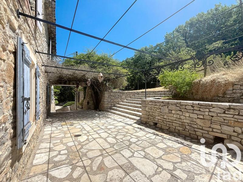 Maison - 350 m² - 11 pièces