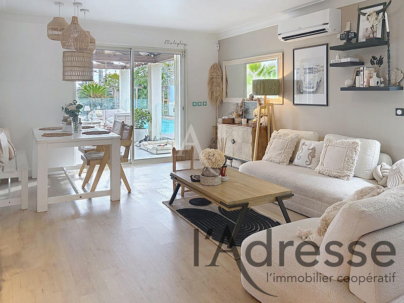 Villa - 202 m² - 5 pièces