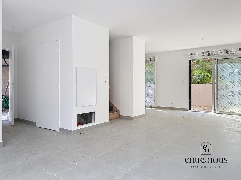 Maison - 81 m² - 4 pièces