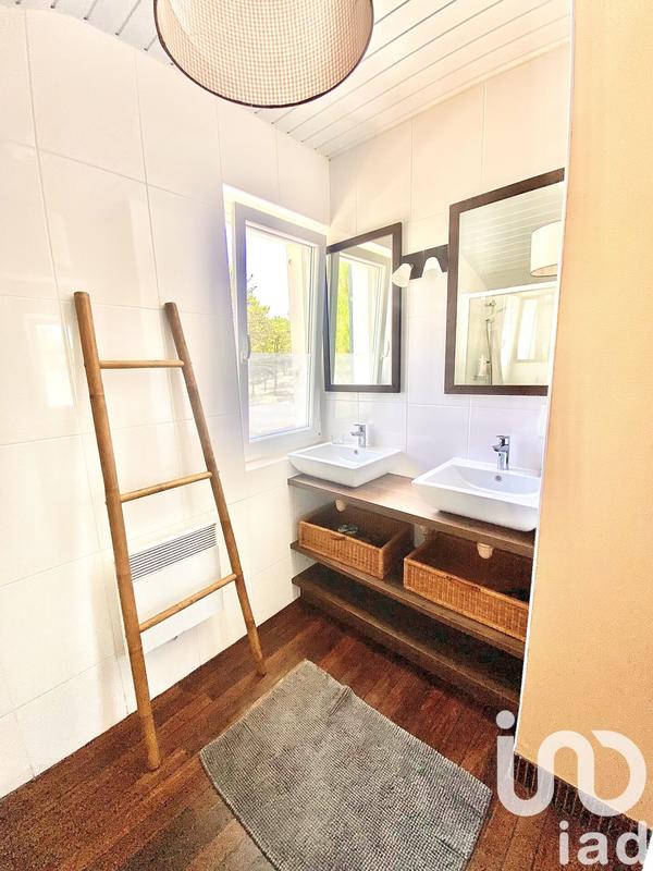 Maison - 140 m² - 8 pièces