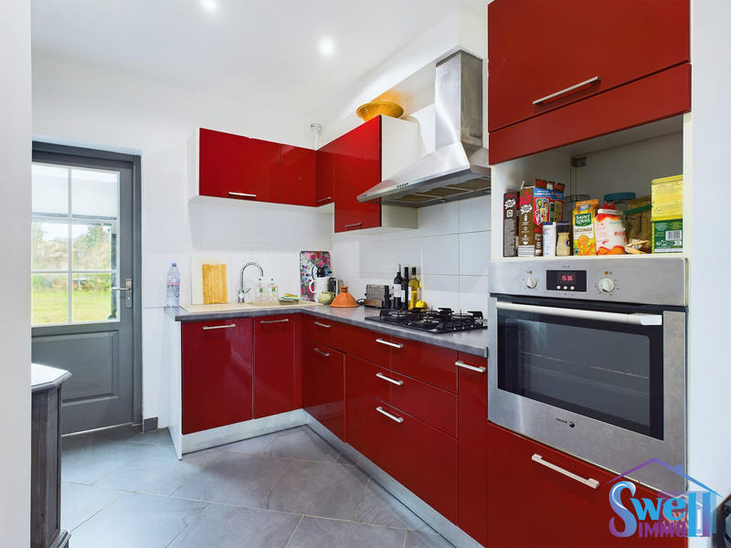 Maison - 170 m² - 8 pièces