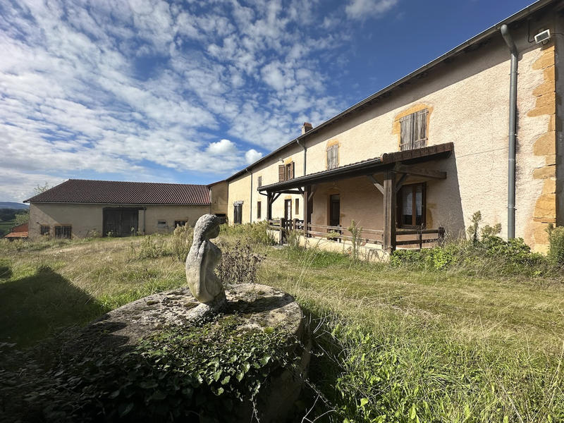 Maison - 220 m² - 7 pièces