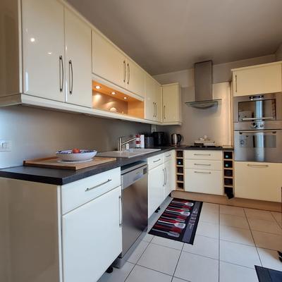 Appartement - 87 m² - 4 pièces