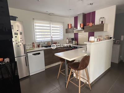 Maison - 107 m² - 6 pièces