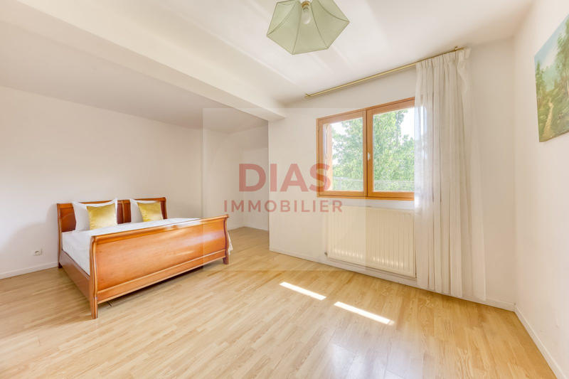 Maison - 119 m² - 1 pièce