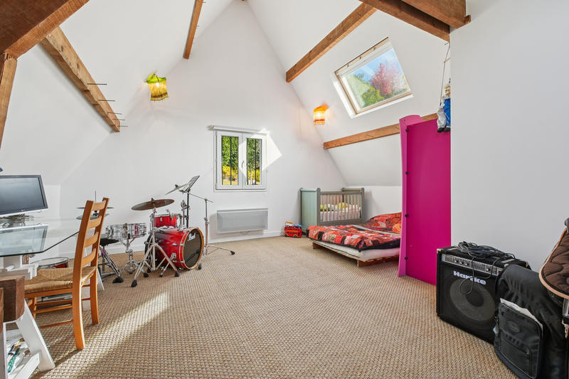 Maison - 215 m² - 7 pièces