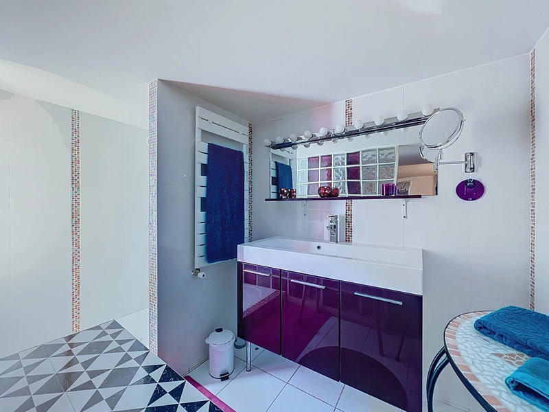 Maison - 186 m² - 7 pièces