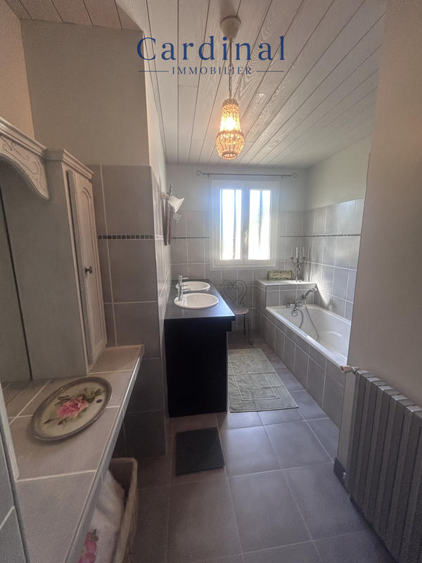 Maison - 100 m² - 6 pièces