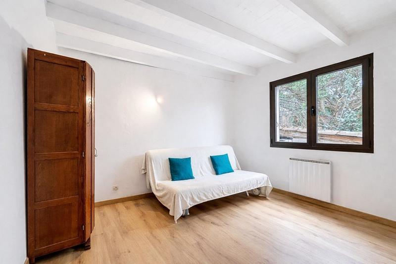 Maison - 99 m² - 5 pièces
