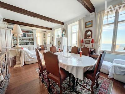 Appartement - 81 m² - 3 pièces