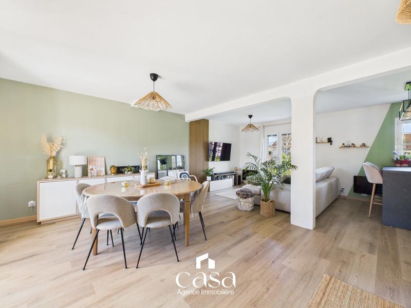 Maison - 140 m² - 7 pièces