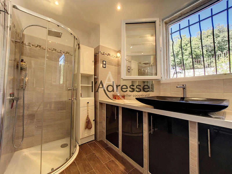 Villa - 120 m² - 5 pièces