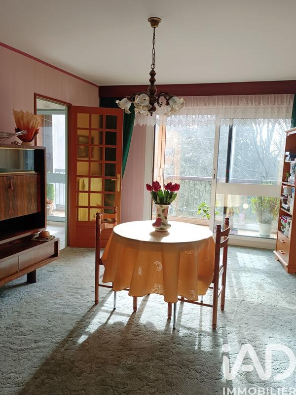 Appartement - 90 m² - 5 pièces