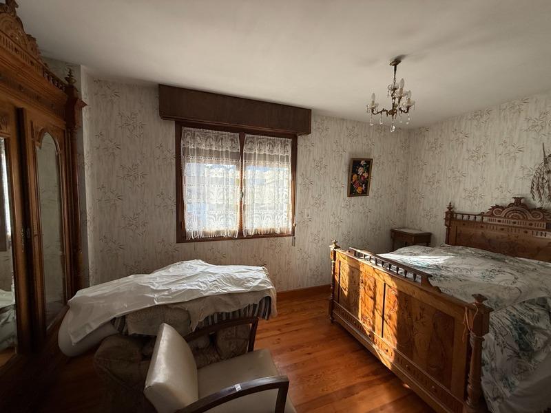 Maison - 158 m² - 12 pièces