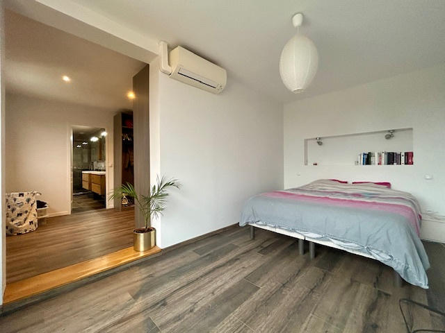 Maison - 167 m² - 7 pièces