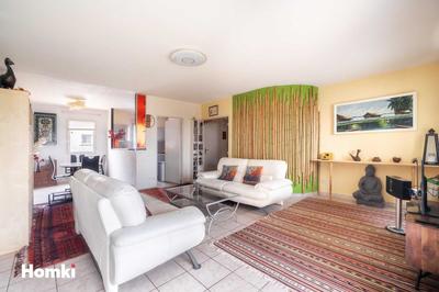 Maison - 96 m² - 4 pièces