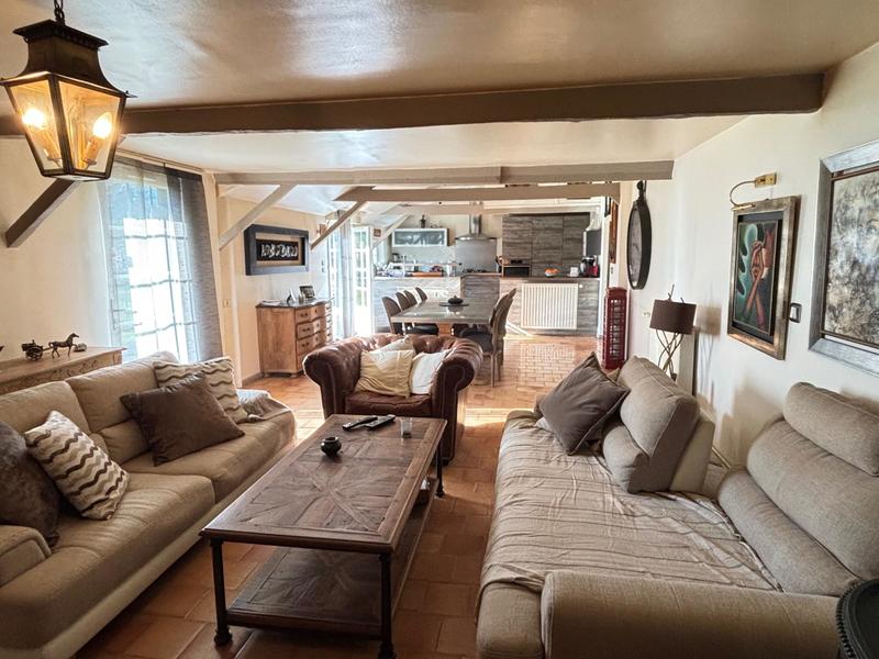 Maison - 154 m² - 7 pièces