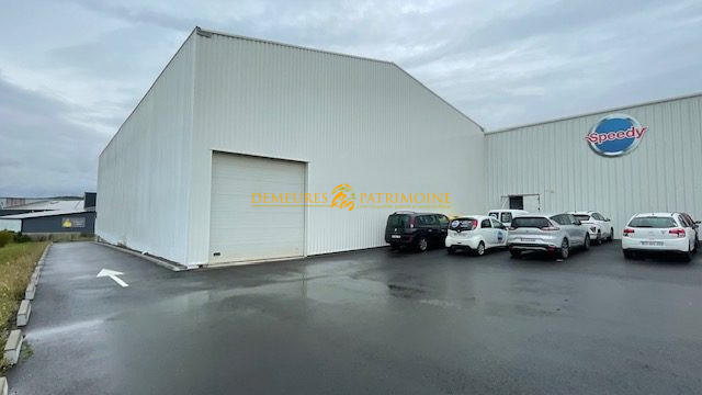 Local commercial - 1 080 m²