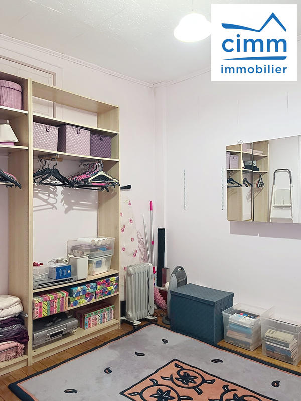 Maison traditionnelle - 159 m² - 4 pièces