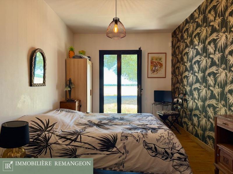 Propriété - 349 m² - 7 pièces