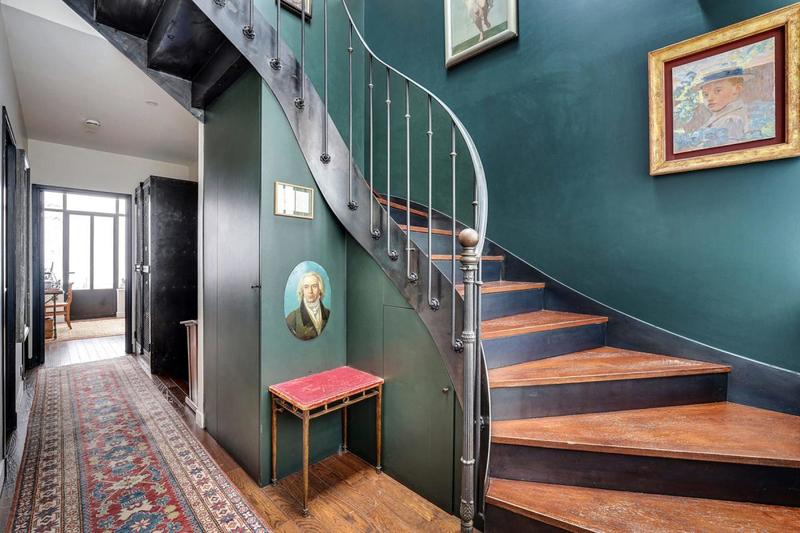 Maison - 201 m² - 7 pièces