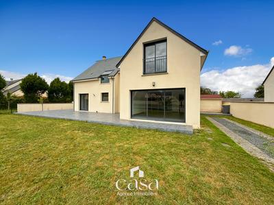 Maison - 204 m² - 7 pièces