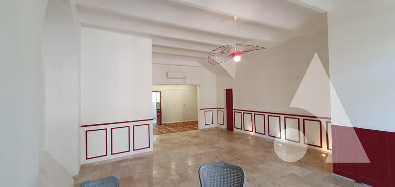 Local commercial - 85 m²