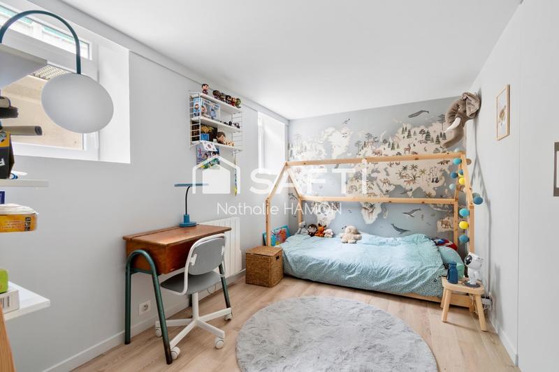 Appartement - 100 m² - 5 pièces