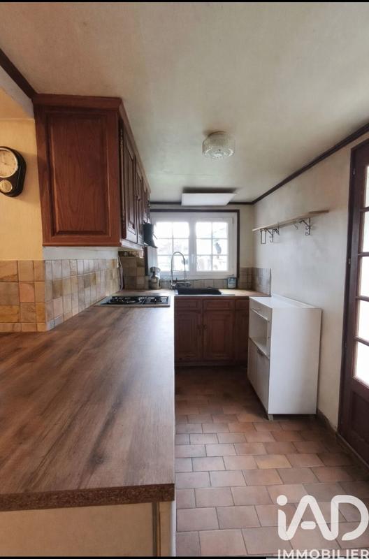 Maison - 90 m² - 5 pièces