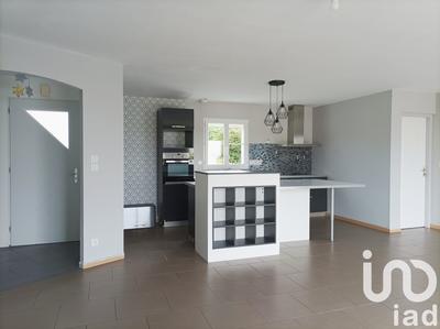 Maison - 95 m² - 4 pièces