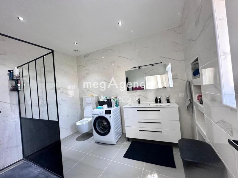 Maison - 143 m² - 5 pièces