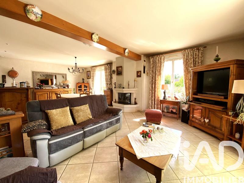 Maison - 185 m² - 8 pièces