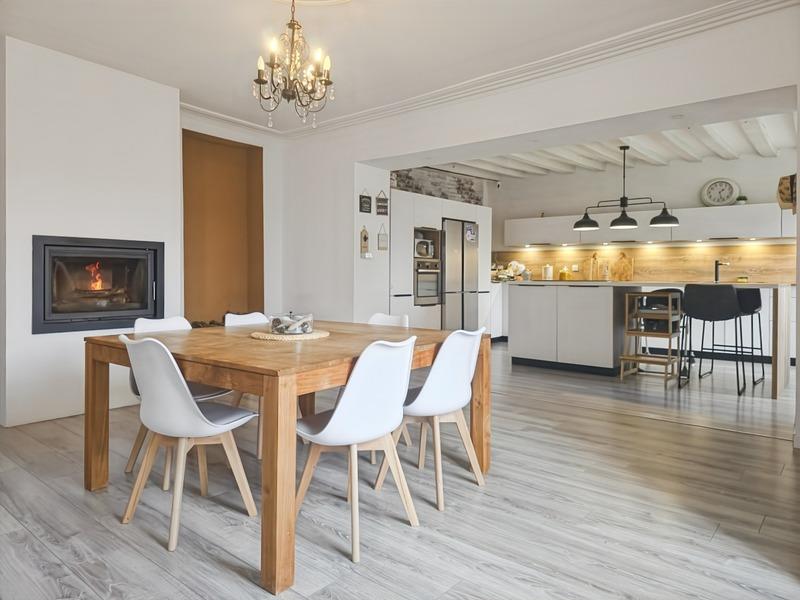 Maison - 183 m² - 6 pièces