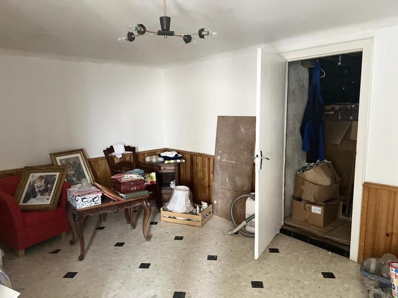 Propriété - 300 m² - 11 pièces