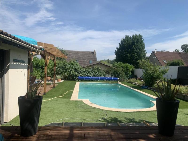 Maison - 102 m² - 6 pièces